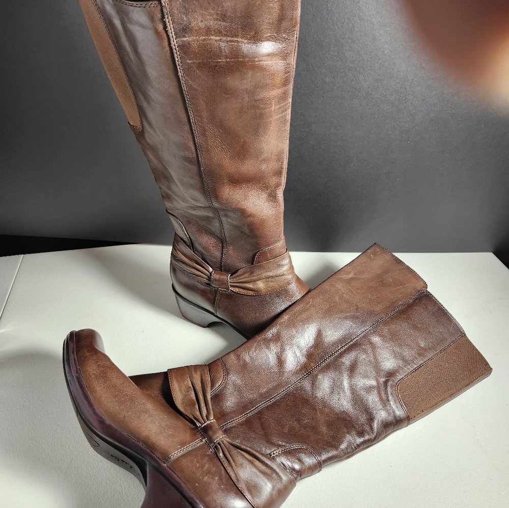 Ladies shoes